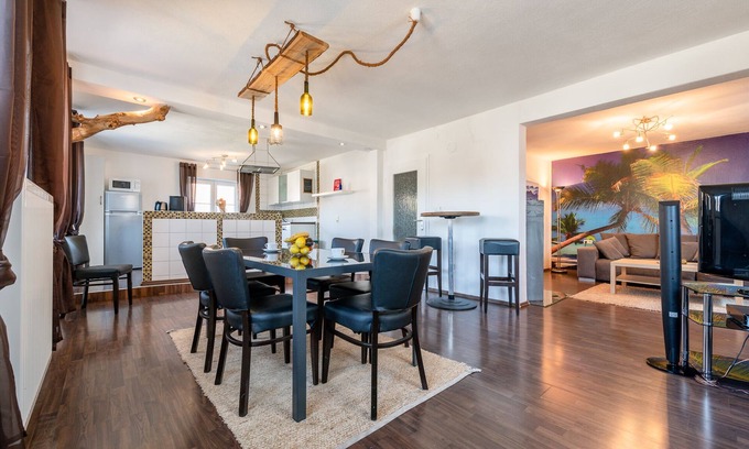 Fischach House | Perfect Base for Augsburg, Legoland & Munich Adventures