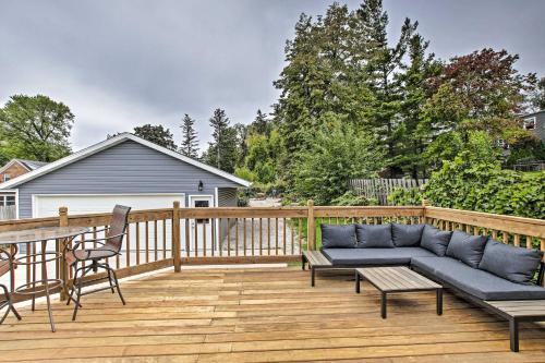 Allouez House | Prime Green Bay Retreat Steps from Lambeau Field!