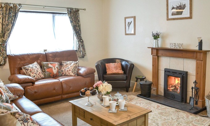 Wooler Cottage | Cozy Retreat with Wood Burner and Family-Friendly Amenities