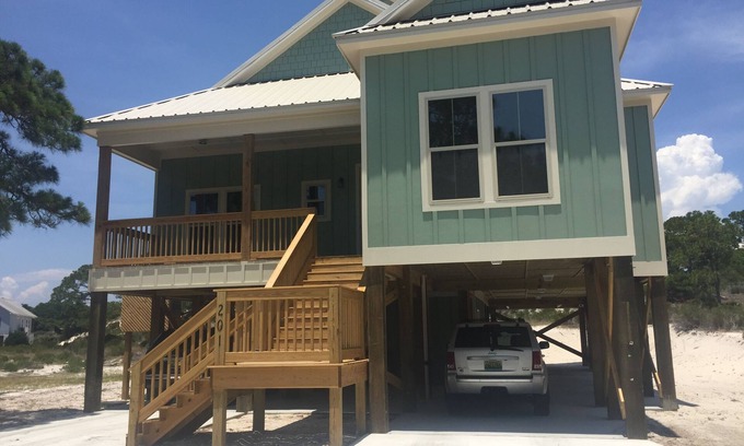 Dauphin Island House | Beautiful Gulf Front House in Gated Community - 10/10 Rating