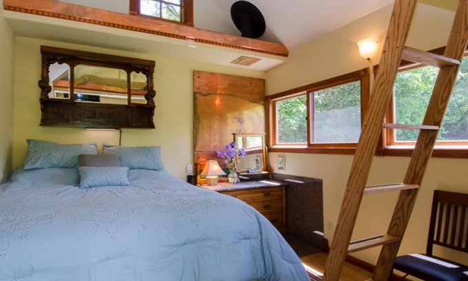 Carbondale Cottage | Tranquil Mountain Retreat with Spa & Hot Tub Near Town