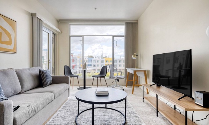 Evergreen Park Apartment | Cozy 2BR Palo Alto Retreat with Pool & Spa, Walk to Pinterest