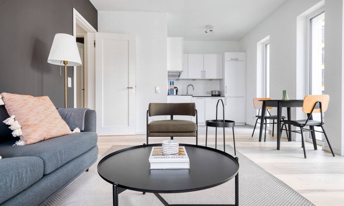 Tiergarten Apartment | Cozy 1BR in Schöneberg Near Gleisdreieck Park