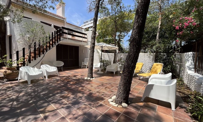 Vila Real Santo Antonio Villa | Perfect Villa for Family Getaways, Minutes from the Beach
