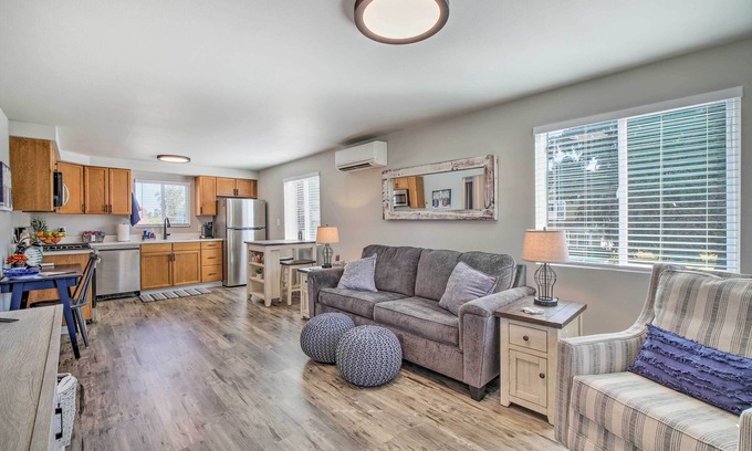 Buckley Apartment | Prime Location Buckley Apartment with Relaxing Balcony