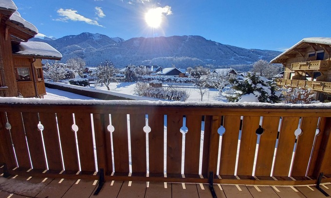 Samoens Apartment | Ideal Getaway: Lake View with Large Balcony & Spa Access