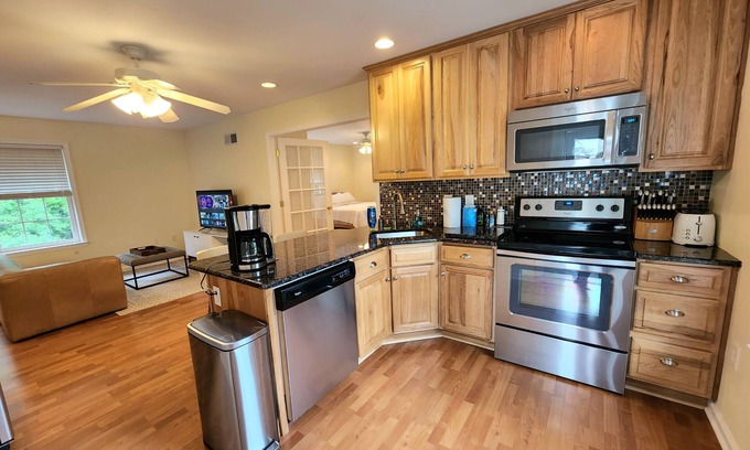 Pike Creek House | Charming Carriage House with Garage and Kitchen Amenities