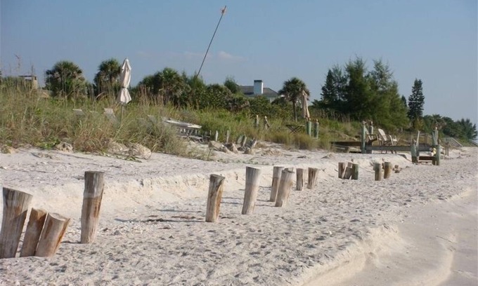 Osprey House | Discover the Idyllic Casey Key Beach House Retreat