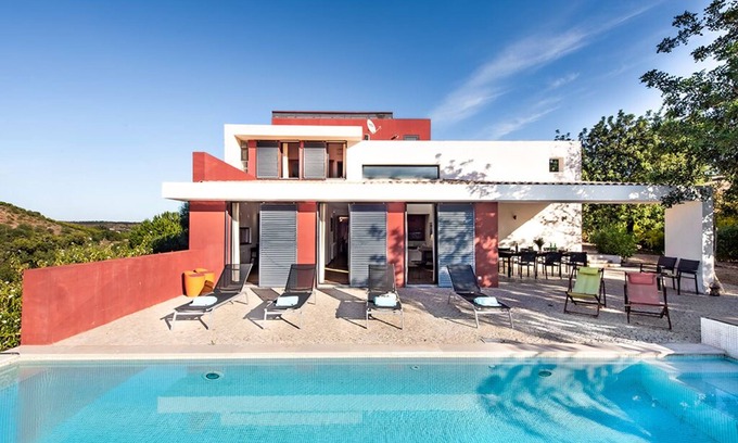 Tavira House | Idyllic Villa with Private Pool & Free WiFi Near Tavira