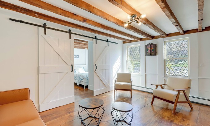 East Sandwich Cottage | Charming East Sandwich Vacation Rental with Family-Friendly Deck