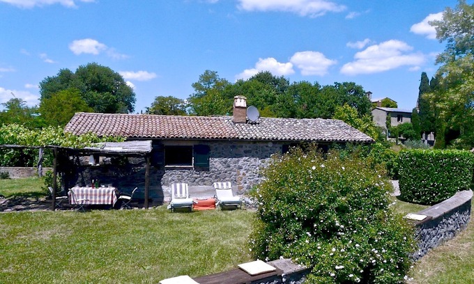 Castel Giorgio Cottage | Serene Holiday Cottage with Pool, Sauna, and Gym Access