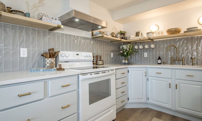Halifax County Apartment | Serene Lakefront Getaway Near Halifax with Kitchen Access