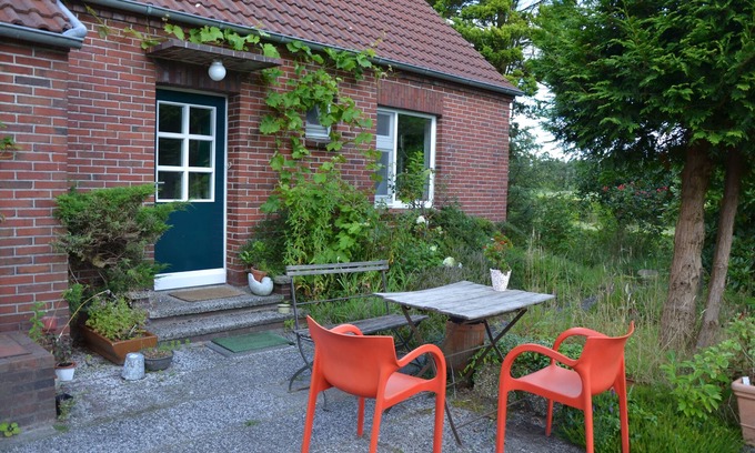 Berumbur Apartment | Perfect Retreat in Idyllic Location with Pool & Breakfast