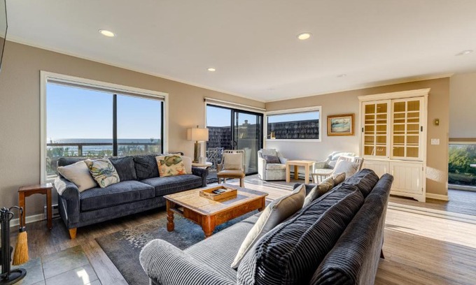 Pajaro Dunes House | Ocean-View Oasis with Hot Tub & Family-Friendly Vibes