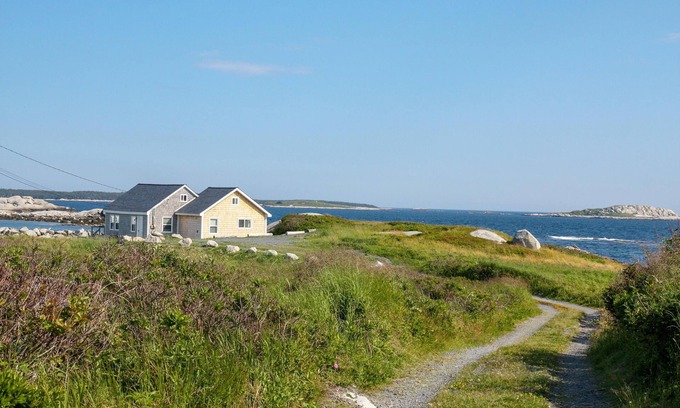 Prospect Cottage | Pet-Friendly Oceanfront Cottage Steps from Peggy's Cove