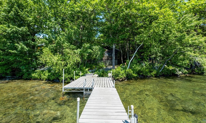 Meredith Cottage | Charming Remodeled Cottage with Ocean View at Black Cat Island