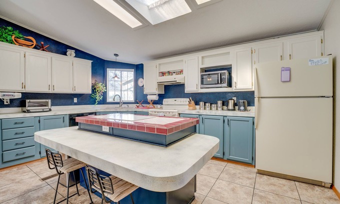 Monitor House | Picturesque Rock Island Retreat with River Views & Spa