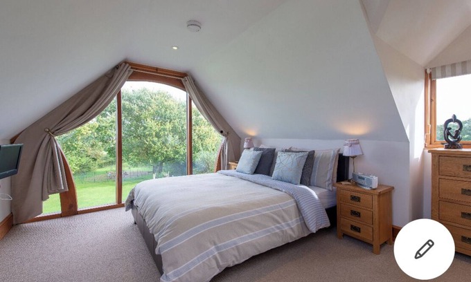 West Buckland Ski Chalet | Relaxing Self-Catering Retreat in Somerset's Countryside
