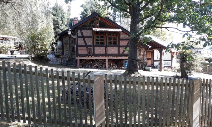 Lauterbach House | Idyllic Summer House: Guest Rated 10/10 with Pool & Spa