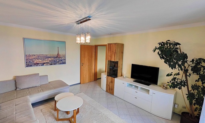 Prag Apartment | Idyllic Vacation Apartment with Pool Near the Ilz for 3
