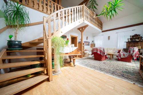Gablitz Apartment | Idyllisches Ferienhaus, Pool & Badeteich nahe Wien