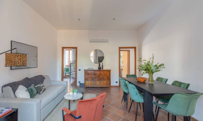 Rome City Centre Apartment | Experience iFlat: Pantheon's Modern Apartment with Spa