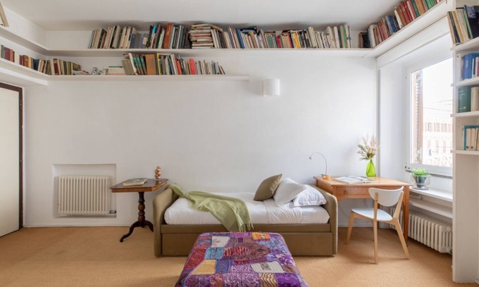 Rione III Colonna Apartment | Experience Comfort at iFlat | The Carpet Apartment