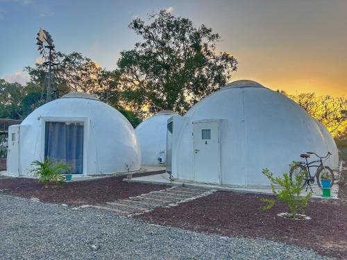 Barra de Navidad Apartment | Beachfront Iglu Nemo: Guest Rated 9/10 & Pet Friendly