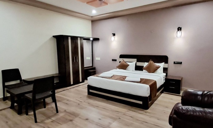 Yercaud Hotel | iHotels Yercaud