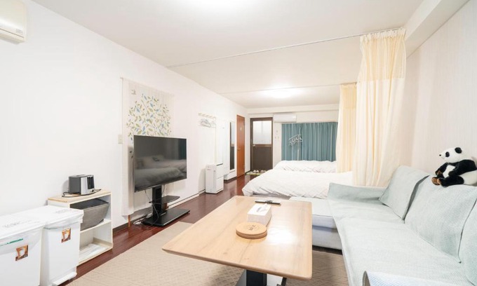 Kamiikebukuro Apartment | Family-Friendly Ikebukuro East Exit Queen Room Awaits