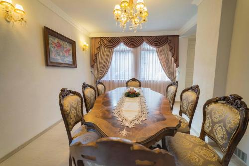 Kvartal Noviya Grad House | Family-Friendly Stay at Ikonomov House - Rated 9.7/10!
