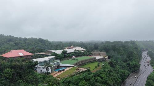 Khandala Resort | Relax at Ikshana Resort and Spa in Scenic Khandala
