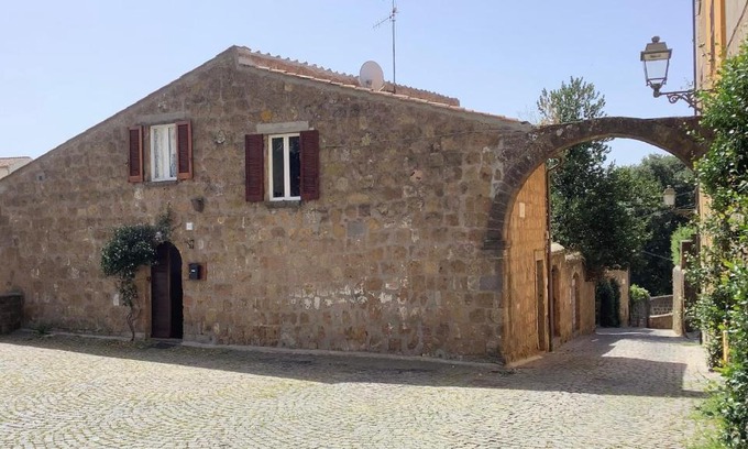 Tuscania House | Family-Friendly Retreat at Il Bagolaro - Rated 10/10