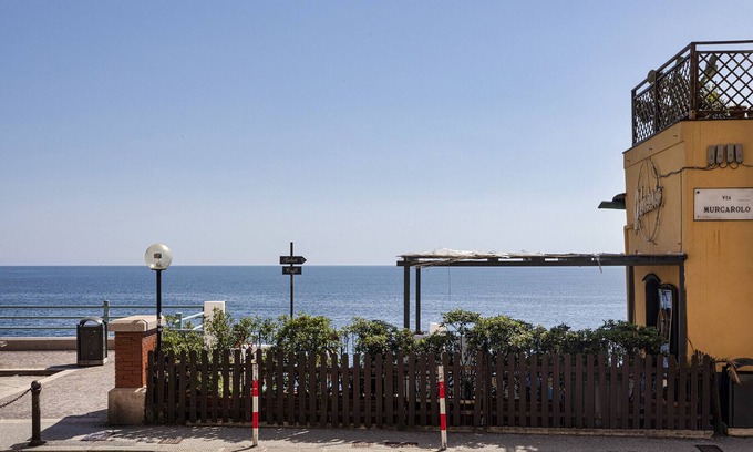 Nervi Apartment | Experience Il Balconcino sul mare di Genova - 10/10 Rated