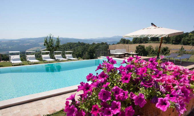 Loreto House | Discover Il Belpoggio Su Todi: Family-Friendly Retreat