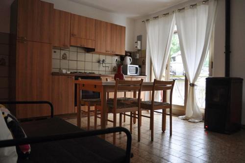 Locana House | Inviting Il Bilocale della Nonna: Pet & Child Friendly Stay