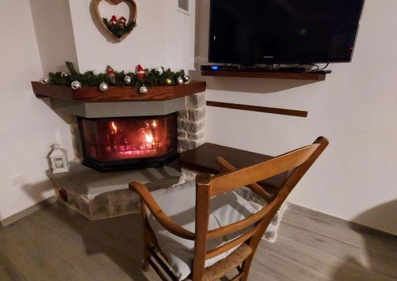 Fellicarolo Apartment | Pet-Friendly Retreat at Il Borghetto: Rated 9.6/10