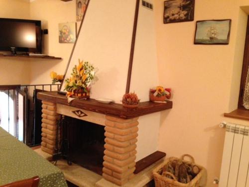 Scapoli Apartment | Guest Favorite: Il Borgo 30 with Family & Pet Amenities