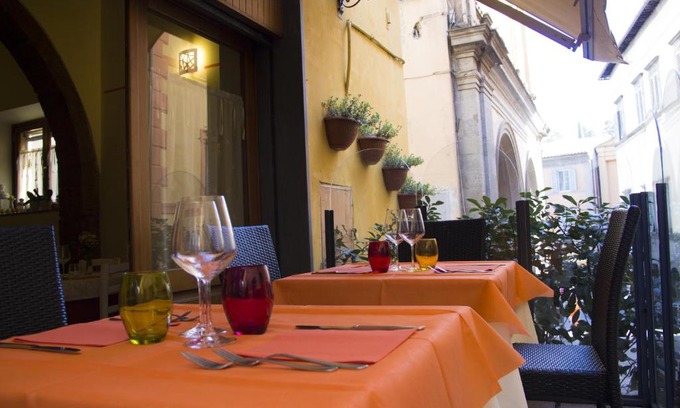 Acquapendente House | Discover IL Borgo: Pet-Friendly Stay with Breakfast Included