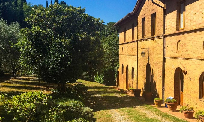 Siena Villa | Serene Il Boschetto: Nature Retreat with Spa & Pool