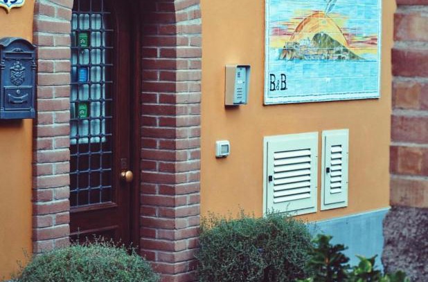 Gaeta Bed & Breakfast | Discover Il Bottone D'Argento: Top-Rated Family Getaway