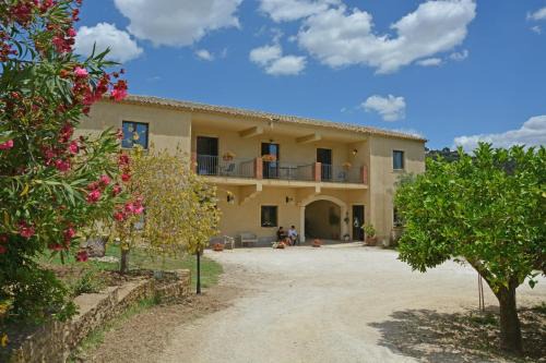 Caltagirone House | Experience Il Casale Delle Rose: Oceanfront Paradise