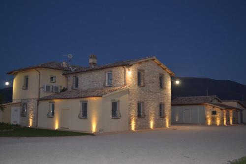 Bovara Apartment | Family Retreat: Pet-Friendly Stay with 9.3 Guest Rating