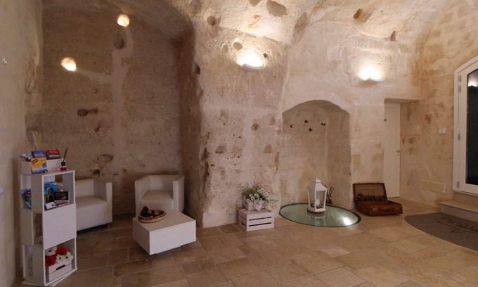 Sasso Caveoso House | Discover Il Casale di Maria: Guest Rated 10/10 & Family-Friendly