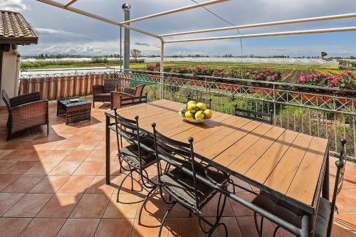 Magazzeno Apartment | Discover Il Cavalluccio Marino: Family-Friendly 4-Star Stay