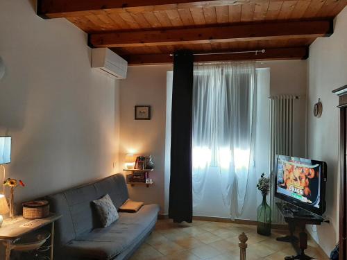 Ravenna Apartment | Il Centro: Child-Friendly Retreat with High Guest Ratings