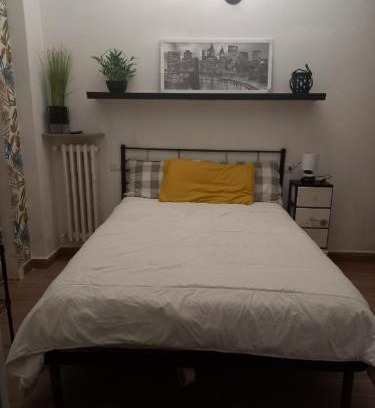Gallarate House | Cozy Retreat at Il Cortile dei 3 - Guest Rated 8.2/10