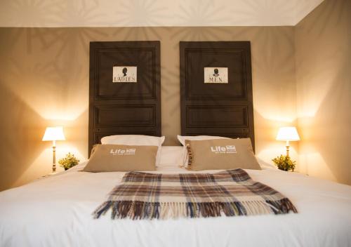 Le Loroux-Bottereau Bed & Breakfast | Discover Il Etait Une Fois Chez Moi La Chambre Augustin