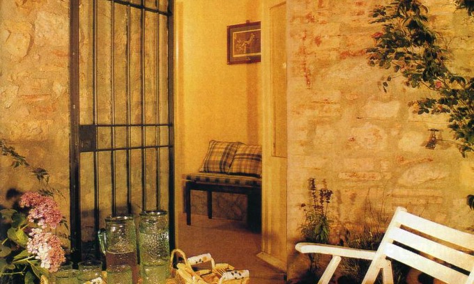 Toscolano Bed & Breakfast | Discover Il Fico nel Borgo with Kitchen Amenities