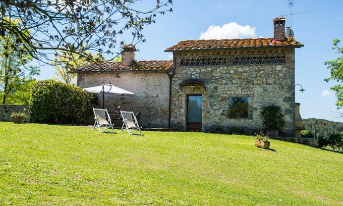 Poggiarello Apartment | Experience Il Fienile: 4-Star Retreat with Pool & Pet Amenities